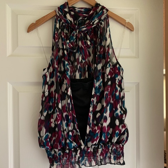 Halter Top - Picture 4 of 8